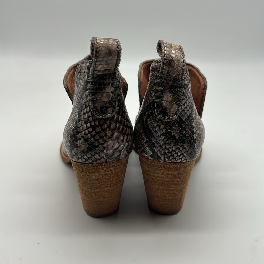 Jeffrey Campbell Python Snake Rosalee Pull On Blo… - image 6